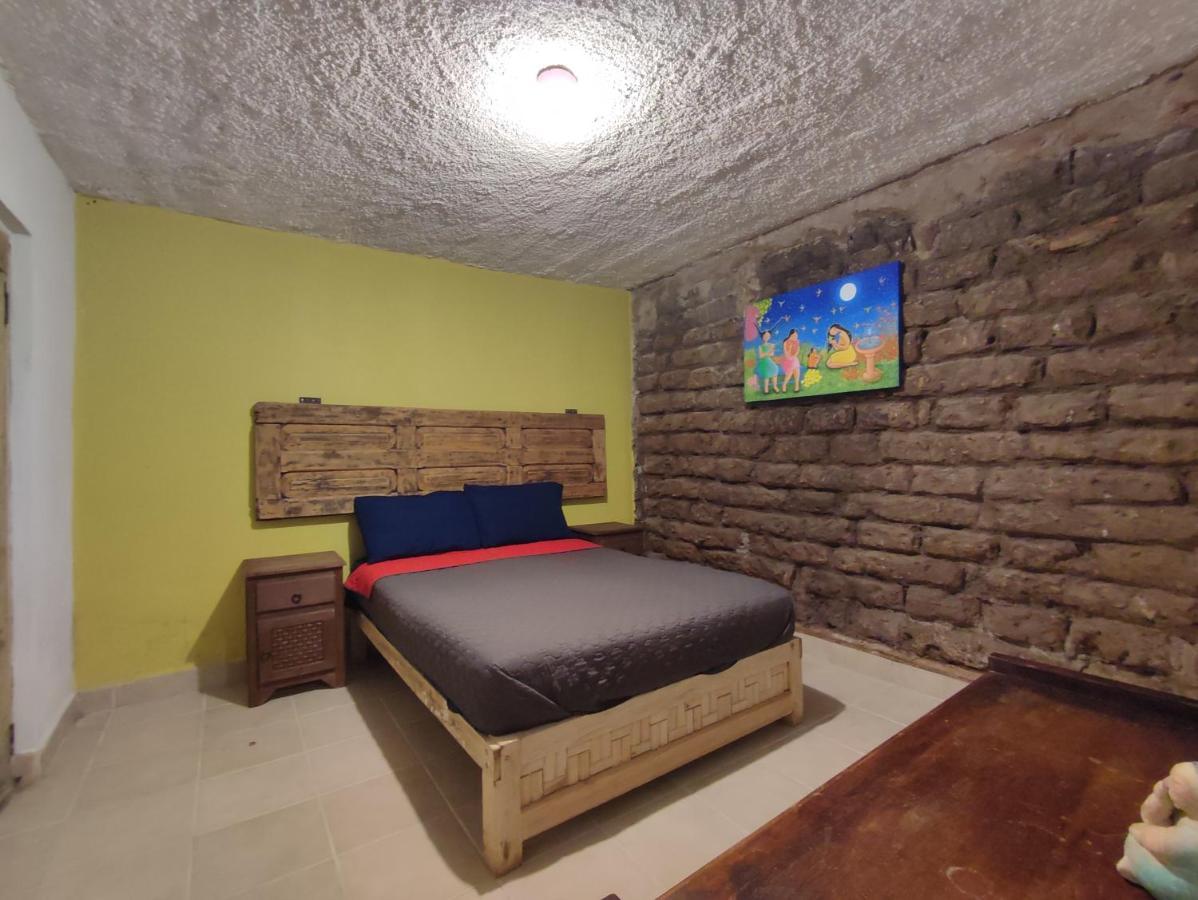 Hostal Ikal San Cristóbal de Las Casas Εξωτερικό φωτογραφία